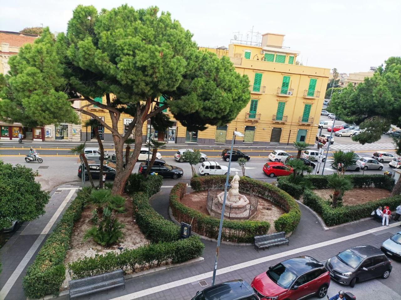 Conte Cavour Hotel Messina Exterior photo